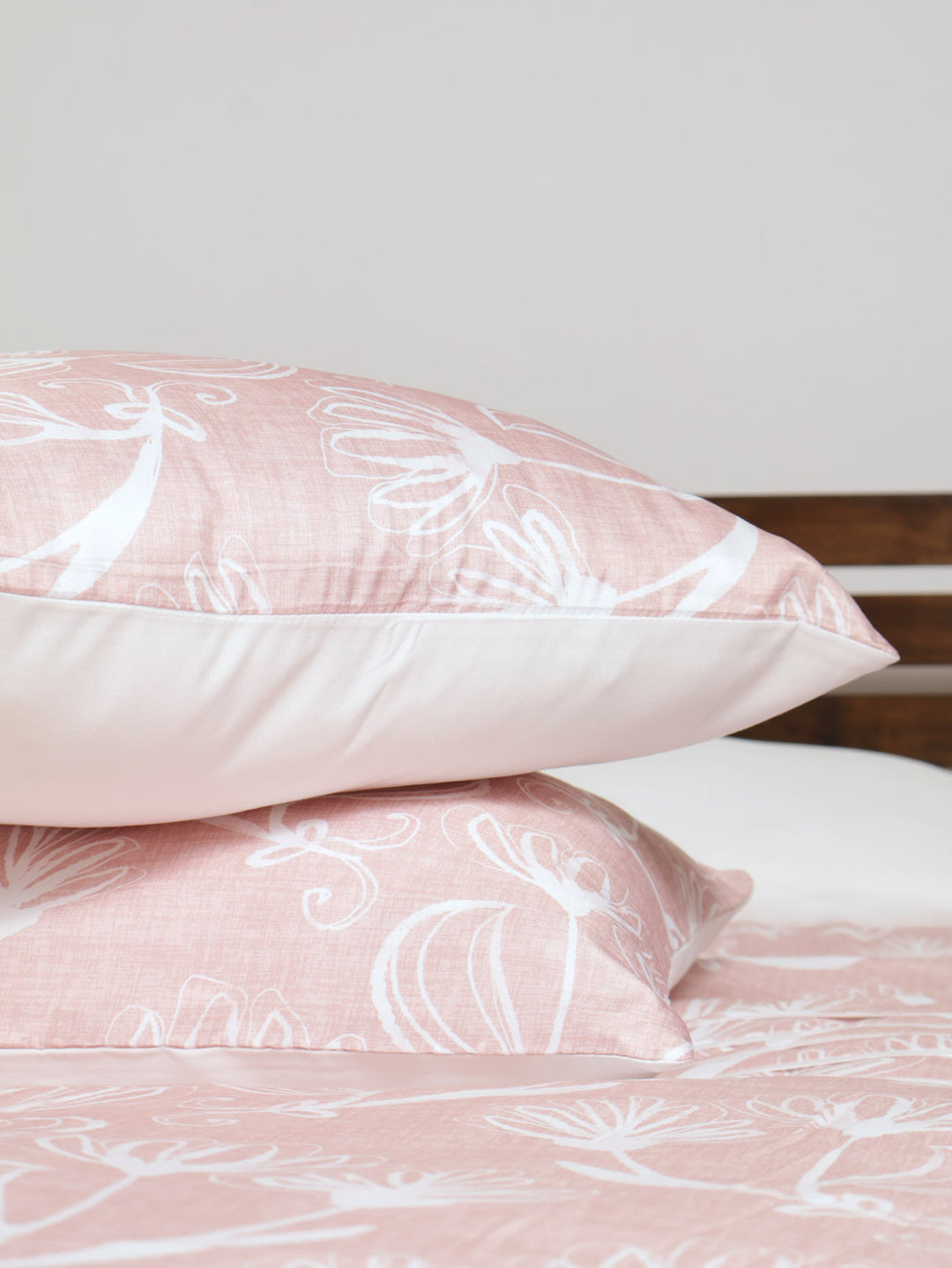 Cashmere Floral Pleated Duvet