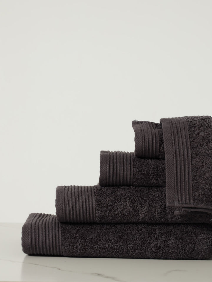 Signature Ripple Border Towels - Charcoal