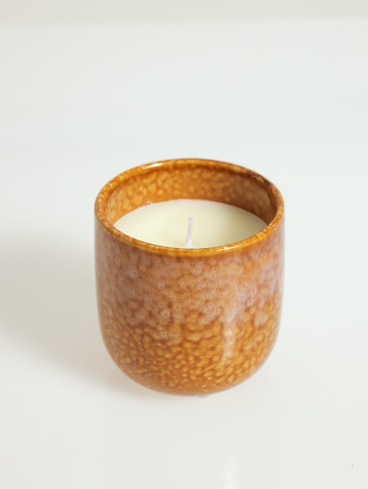 Oud Scented Candle in Ceramic Pot