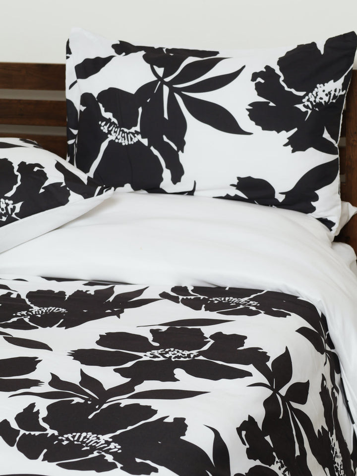 Black Floral Microfibre Duvet