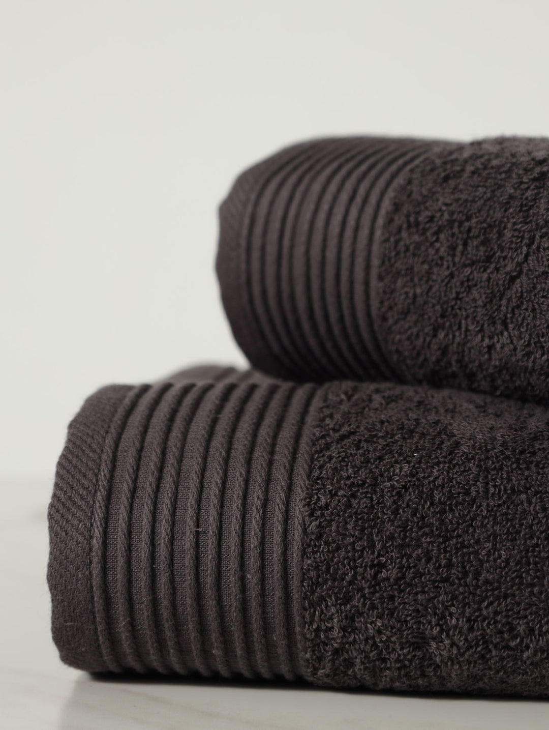 Signature Ripple Border Towels - Charcoal