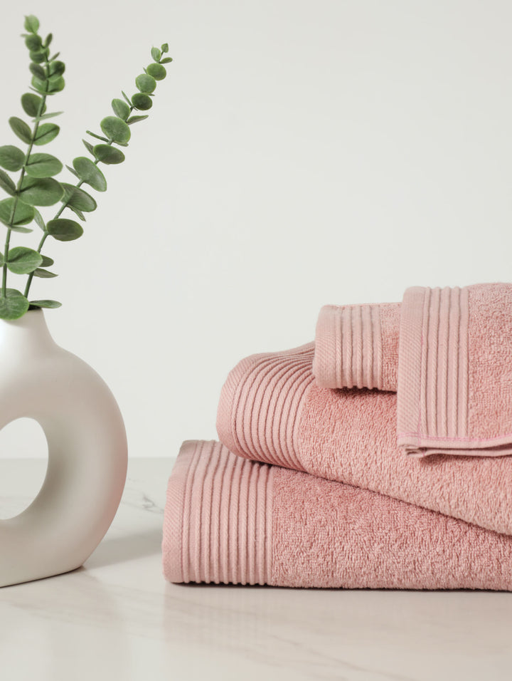 Signature Ripple Border Towels - Blush